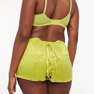 NWT Savage Fenty Heavenly Satin Skirt Green Size Small